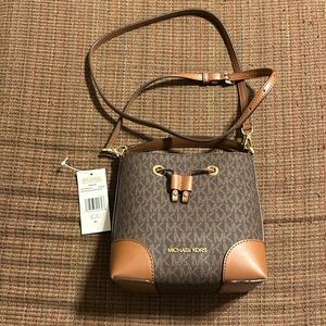 Michael Kors Small Mercer Crossbody